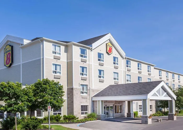Super 8 By Wyndham Peterborough